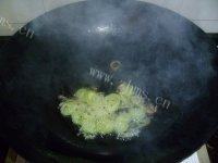 易做的清炒小白菜做法图解3)