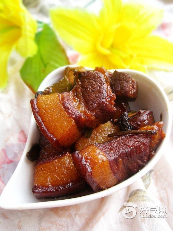 砂锅红烧肉