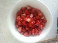 #回忆#草莓酱的做法图解三
