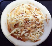 自制蔬菜披萨做法图解5)