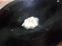 家常菜黑白菜做法图解2)