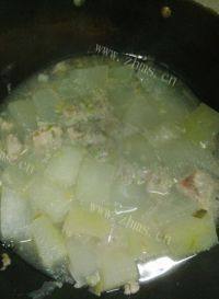 美味的冬瓜肉丸汤做法图解10)