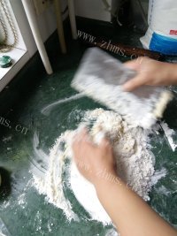 美味的鲜肉月饼做法图解6)