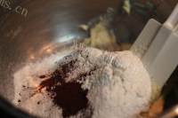 自制果酱夹心饼干做法图解4)