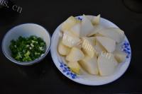 家常白萝卜炖羊肉做法图解2)