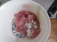 让人怀念的皮蛋瘦肉粥做法图解2)