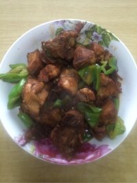 回味无穷的红烧鸡肉