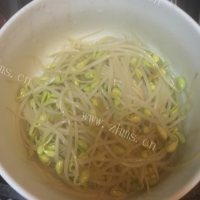 油而不腻的水煮牛肉做法图解5)