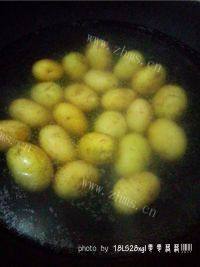 家常菜香辣小土豆做法图解2)