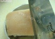 广式脆皮烧肉做法图解3)