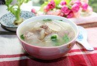 云腿天麻萝卜汤做法图解9)