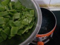 家常菜扁豆角炒肉做法图解3)