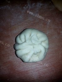 美味的香菇肉包做法图解14)