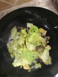 手撕包菜做法图解9)