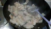 家常菜白菜猪肉炖粉条做法图解7)