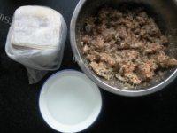 自己做的香菇鸡肉馄饨做法图解12)