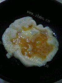 简单易做的莴笋炒鸡蛋做法图解3)