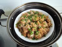 鲜美可口的粉蒸肉做法图解11)