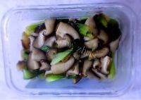 清淡的香菇青菜