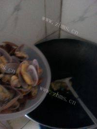 美味的葱香花蛤做法图解6)