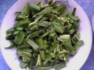 喷香的韭菜炒豆腐做法图解1)