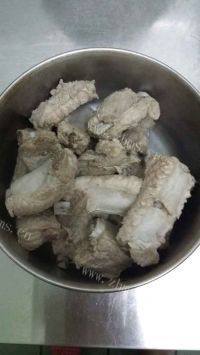 家常菜糖醋排骨做法图解3)