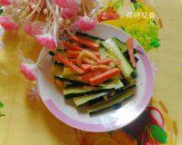 家常菜火腿肠拌黄瓜