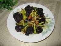 鲜蒜薹木耳肉丝做法图解10)
