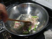 家常芥菜炒饭做法图解9)