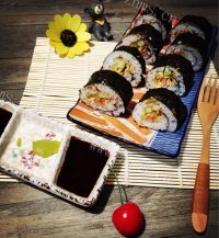 自制紫菜包饭做法图解13)