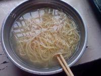 泡菜炒面做法图解5)