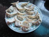 简单健康的韭菜鸡蛋饺子做法图解5)