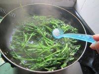 家常菜蒜蓉西洋菜做法图解9)