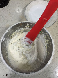 好吃的牛肉香葱饼干做法图解6)