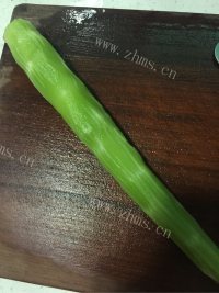 有特色的凉拌莴笋做法图解1)
