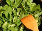 家常菜豆豉蒜蓉油麦菜做法图解4)