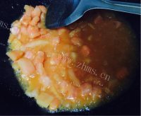 家常菜番茄土豆炖牛腩做法图解6)
