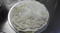 DIY榴莲千层蛋糕做法图解14)