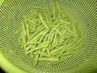 食欲满满的长豆角炒茄子做法图解2)