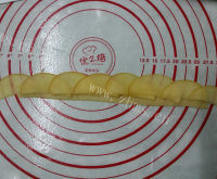自制苹果玫瑰花做法图解11)