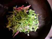 爽口芹菜针菇粉做法图解4)