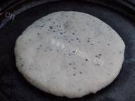 自己做的豆渣芝麻饼做法图解11)