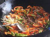 爱上双椒牛肉