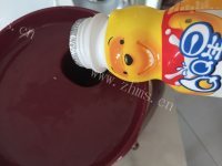 鲜美可口的牛油果奶昔做法图解3)