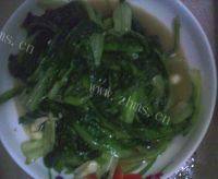 香香的素炒油麦菜