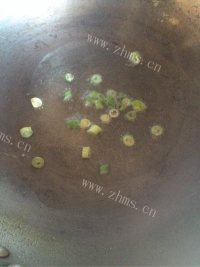 满口清香的土豆丝做法图解1)