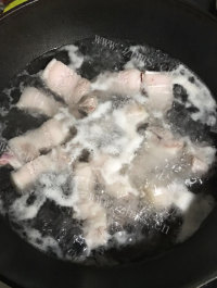 特下饭的红烧肉做法图解3)