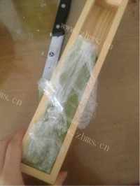 自制抹茶蔓越莓饼干做法图解5)