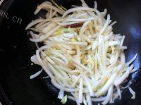 家常菜醋溜白菜做法图解3)
