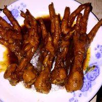 家常菜红烧鸡爪